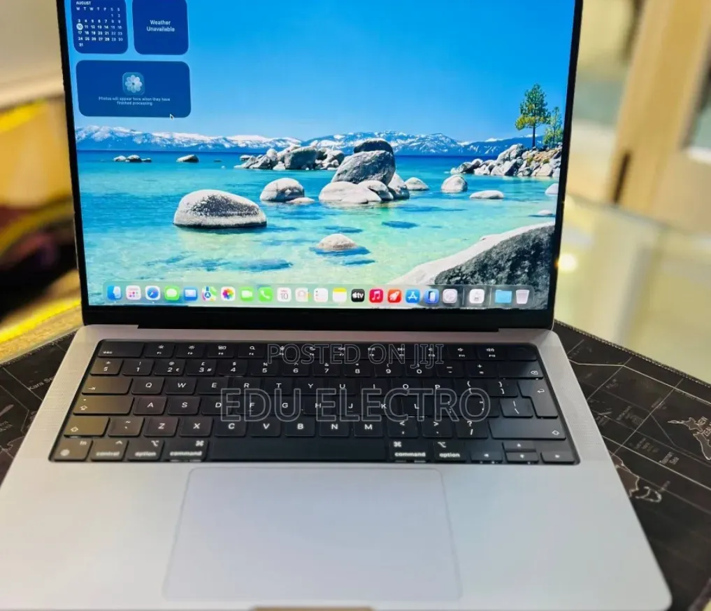 New Laptop Apple MacBook Pro 2021 M1 16GB Apple M1 Pro SSD 512GB