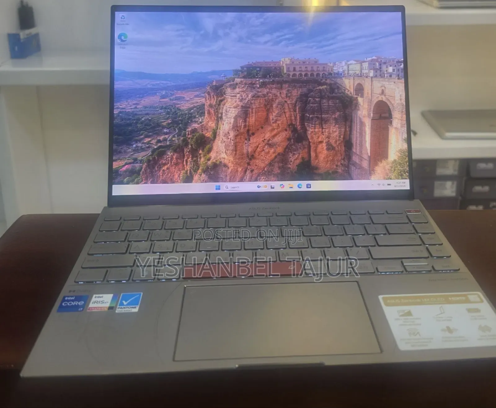 New Laptop Asus ZenBook UX430UQ 16GB Intel Core i7 SSD 512GB