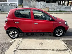 Toyota Yaris 1.4 2002 Red