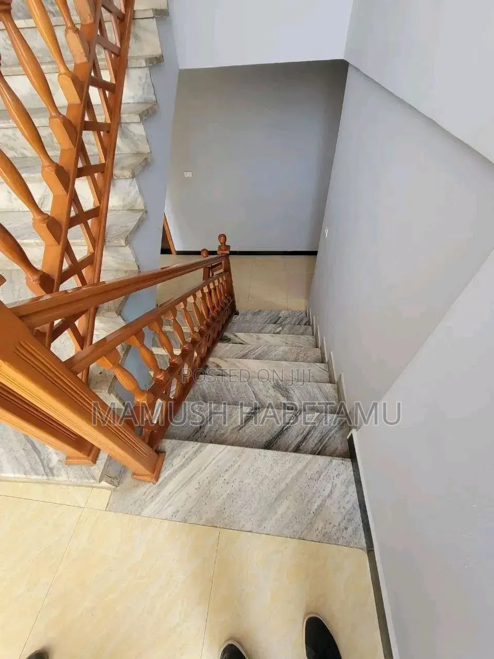 Furnished 9bdrm House in ጀሞ G+2, Nifas Silk-Lafto for sale