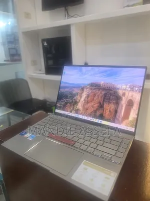 New Laptop Asus Zenbook 14X OLED 16GB Intel Core i7 SSD 512GB