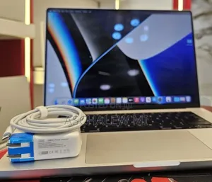 New Laptop Apple MacBook Pro 2021 M1 16GB Apple M1 Pro SSD 512GB