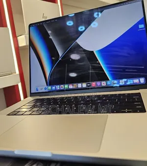 New Laptop Apple MacBook Pro 2021 M1 16GB Apple M1 Pro SSD 512GB