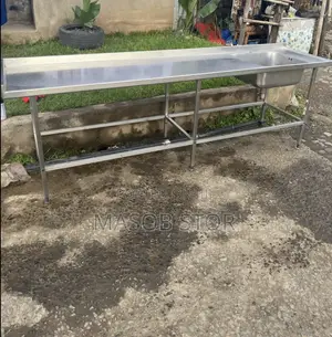 Industrial Working Table Sink ዋርኪንግ ቴብል ከ ሲንክ Used 3m