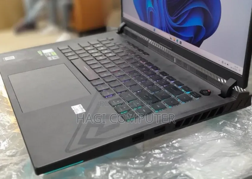 New Laptop Asus ROG Strix G15 16GB Intel Core i9 SSD 1T