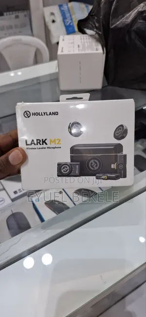 Hollyland Lark M2