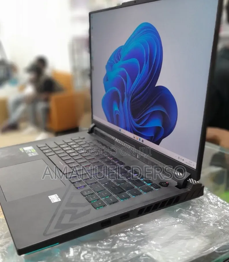 New Laptop Asus ROG Strix G15 16GB Intel Core i9 SSD 1T