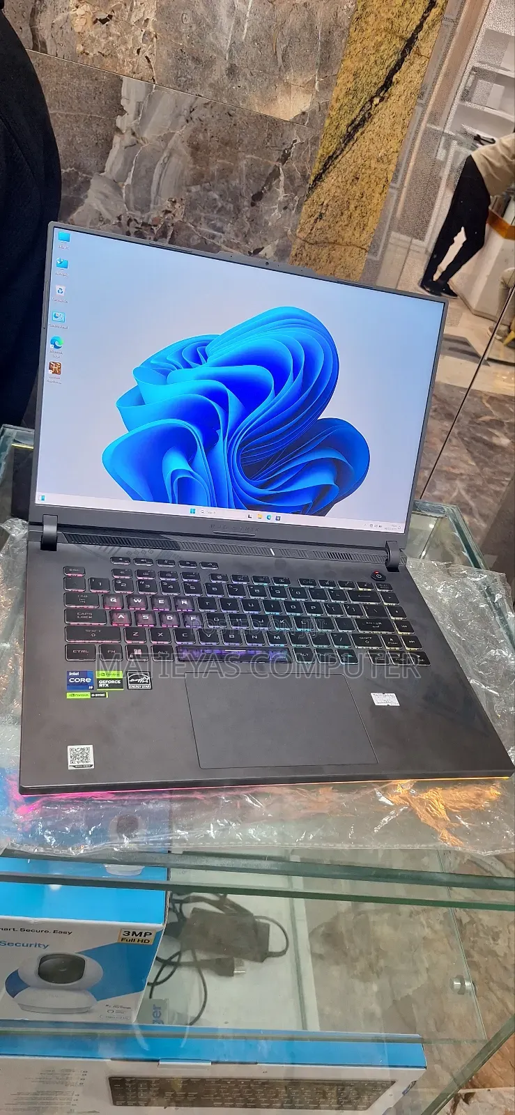 New Laptop Asus ROG Strix G16 G614 16GB Intel Core i9 SSD 1T