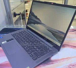 New Laptop Lenovo 8GB Intel Core i5 SSD 512GB