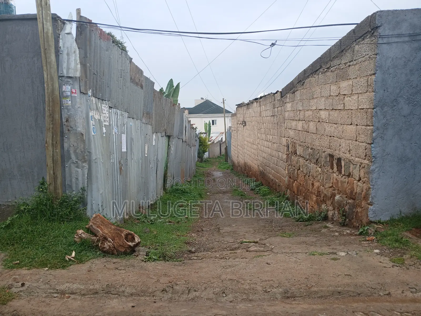 2bdrm House in Yeka for sale
