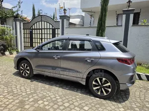 BYD E2 43 kWh 94 hp FWD 2025 Gray