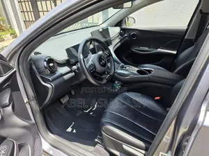 BYD E2 43 kWh 94 hp FWD 2025 Gray