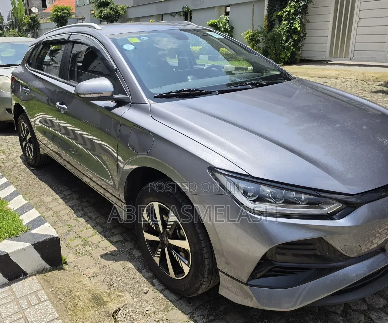 BYD E2 43 kWh 94 hp FWD 2025 Gray