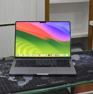 New Laptop Apple MacBook Pro 2023 M3 8GB Apple M3 SSD 512GB