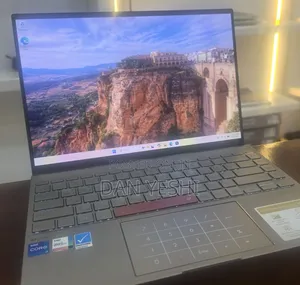 New Laptop HP 16GB Intel Core i7 SSD 512GB