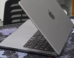 New Laptop Apple MacBook Pro 2023 M3 8GB Apple M3 Pro SSD 512GB