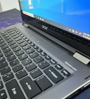 New Laptop Acer Spin 3 8GB Intel Core i5 SSD 256GB