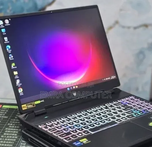 New Laptop Acer Predator Helios Neo 16 16GB Intel Core i7 SSD 512GB