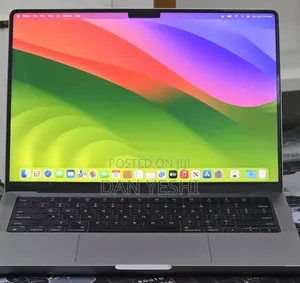 New Laptop Apple MacBook Pro 2023 M3 8GB Apple M3 SSD 512GB