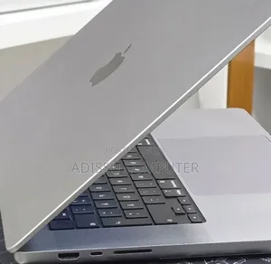 New Laptop Apple MacBook Pro 2021 M1 32GB Apple M1 Pro SSD 512GB