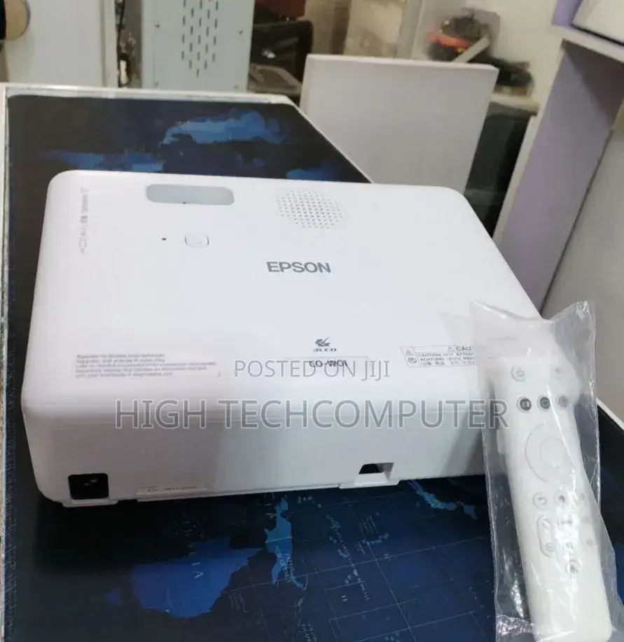Brand New Packed With Cartoon Epson Projecto