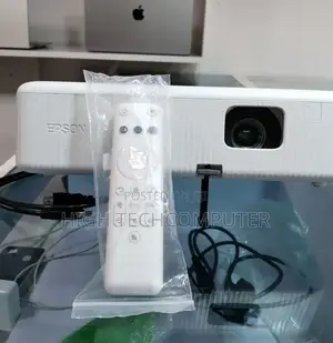 Brand New Packed With Cartoon Epson Projecto