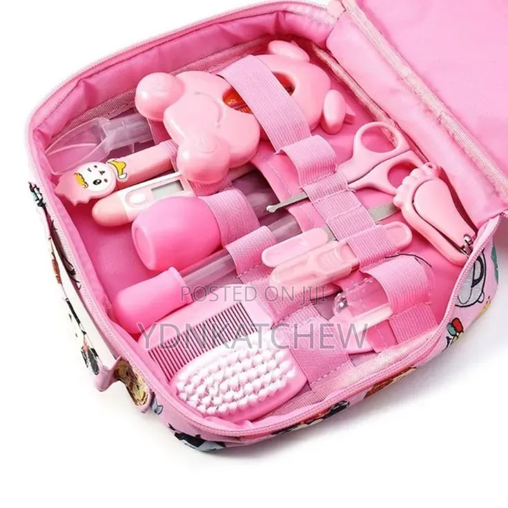 13 in 1 Portable Health Care Kit (የራሱ ቦርሳ ያለዉ)