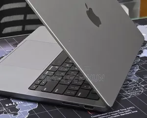New Laptop Apple MacBook Pro 2023 M3 Pro 8GB Apple M3 Pro SSD 512GB