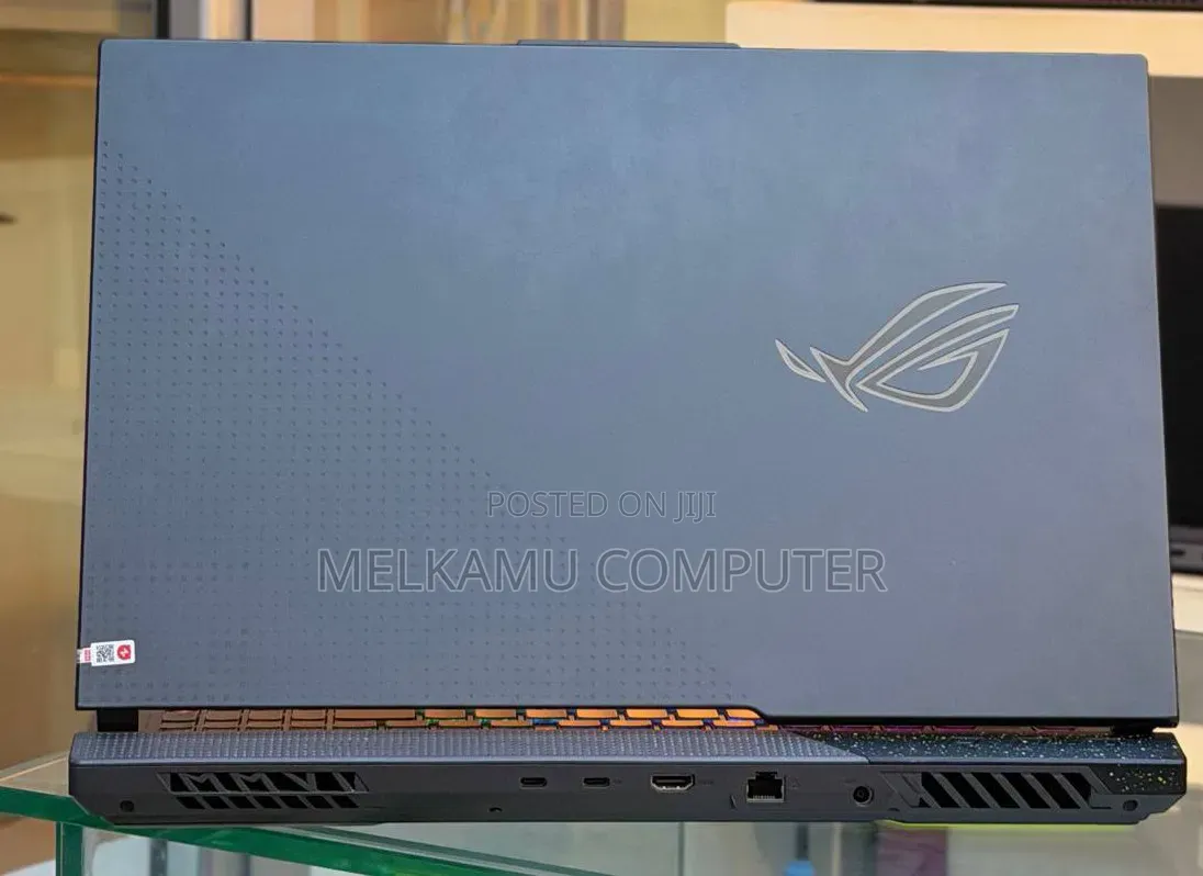 New Laptop Asus ROG Strix G17 16GB AMD Ryzen 9 SSD 1T