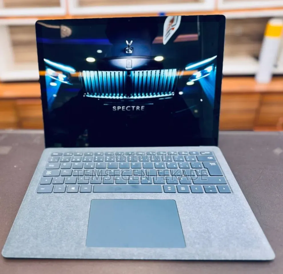 New Laptop Microsoft Surface Laptop 3 16GB Intel Core i7 SSD 256GB