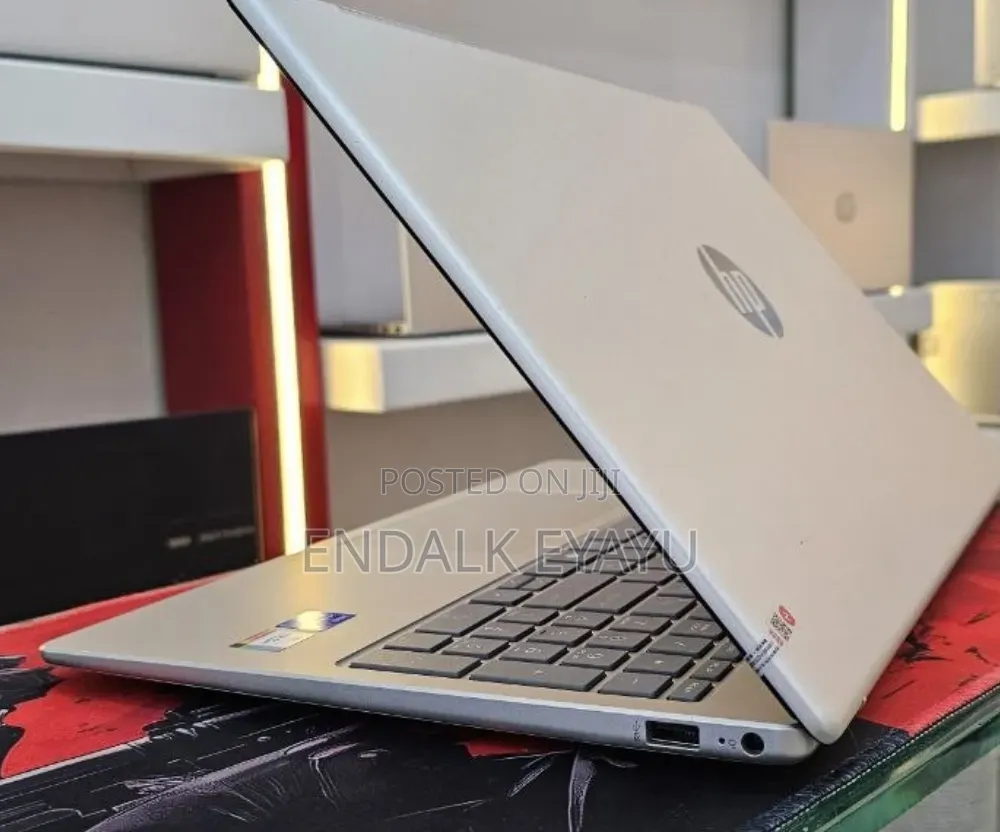New Laptop HP 16GB Intel Core i7 SSD 1T