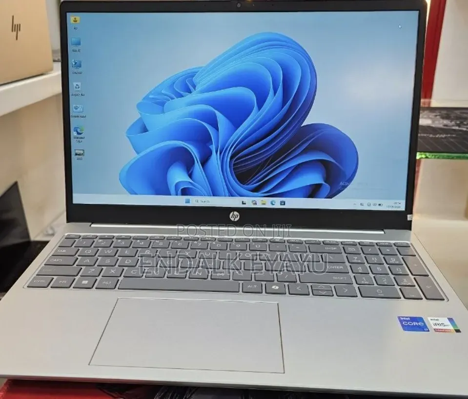 New Laptop HP 16GB Intel Core i7 SSD 1T