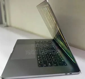 New Laptop Apple MacBook Pro 2019 16GB Intel Core i9 SSD 1T