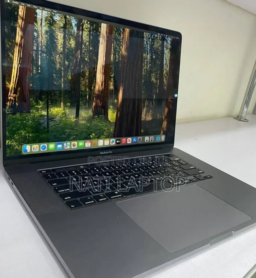New Laptop Apple MacBook Pro 2019 16GB Intel Core i9 SSD 1T