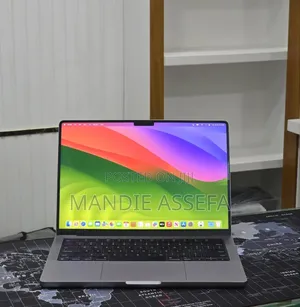 New Laptop Apple MacBook Pro 2023 M3 8GB Apple M3 SSD 512GB
