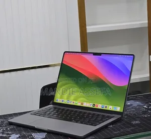 New Laptop Apple MacBook Pro 2023 M3 8GB Apple M3 SSD 512GB