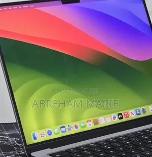 New Laptop Apple MacBook Pro 2023 M3 8GB Nvidia SSD 512GB