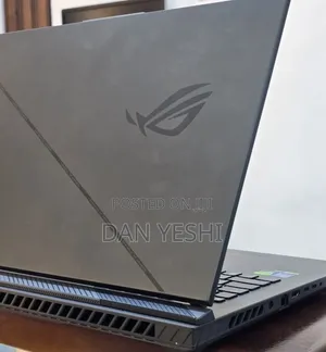 New Laptop Asus ROG Strix G18 32GB Intel Core i9 SSD 1T