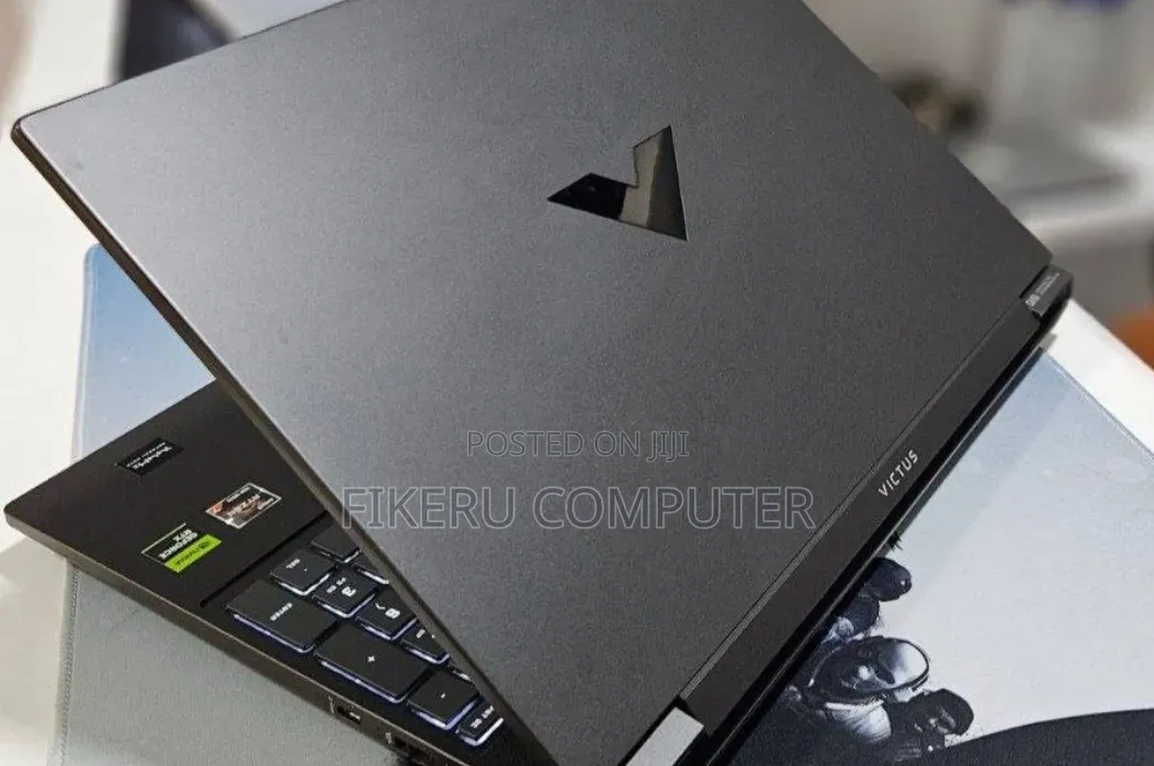 New Laptop HP Victus 16 16GB AMD Ryzen 7 SSD 512GB