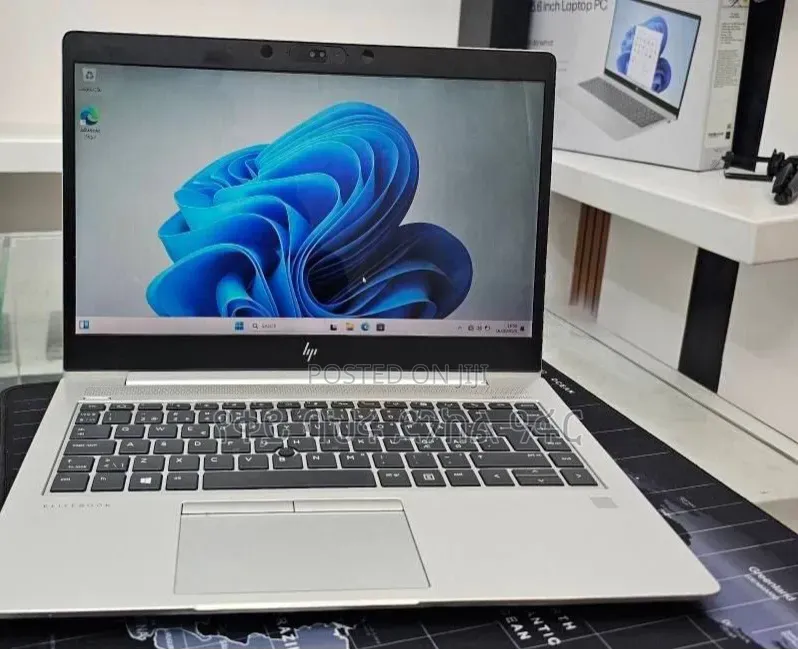 New Laptop HP EliteBook 830 G5 16GB Intel Core i5 SSD 512GB
