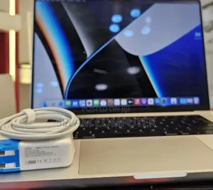 New Laptop Apple MacBook Pro 2021 M1 16GB Apple M1 SSD 512GB