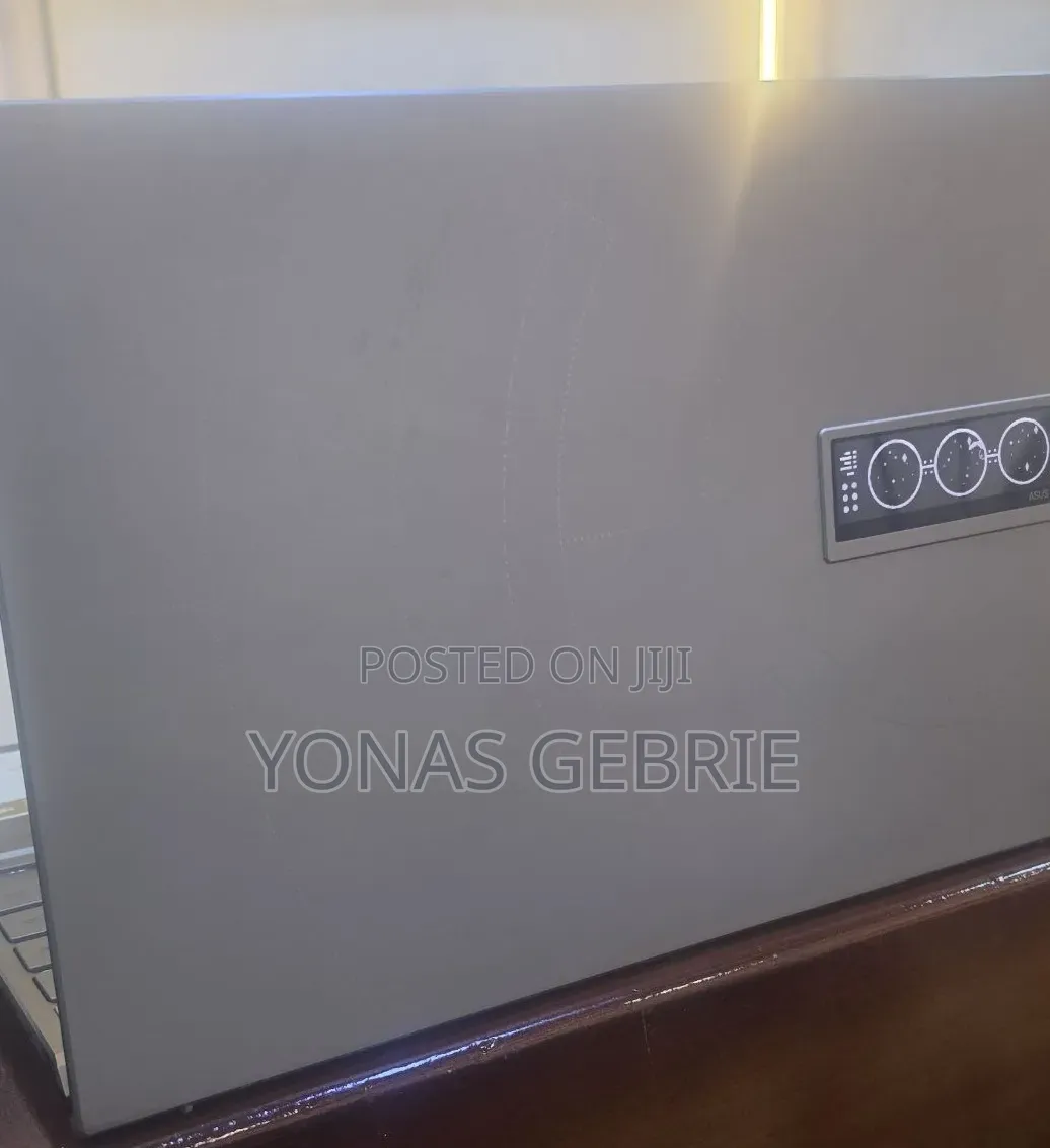 New Laptop Asus VivoBook 15 X505BA 16GB Intel Core i7 SSD 512GB