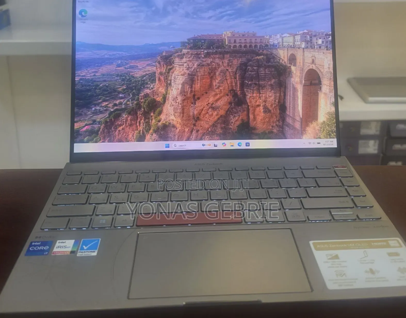 New Laptop Asus VivoBook 15 X505BA 16GB Intel Core i7 SSD 512GB