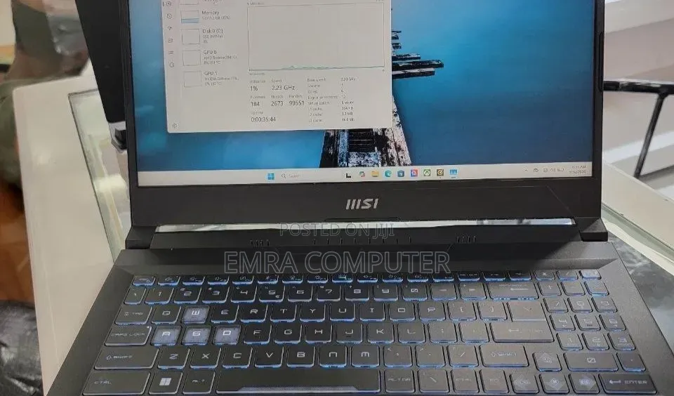 New Laptop MSI 16GB Intel Core Ultra 5 SSD 512GB