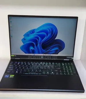 New Laptop Acer Predator Helios Neo 16 16GB Intel Core i7 SSD 512GB