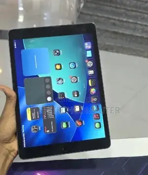 Apple iPad 9.7 64 GB