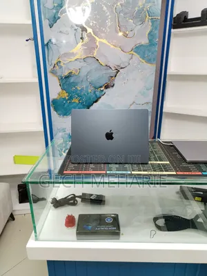 New Laptop Apple MacBook Air 2025 M4 16GB Apple M4 SSD 256GB