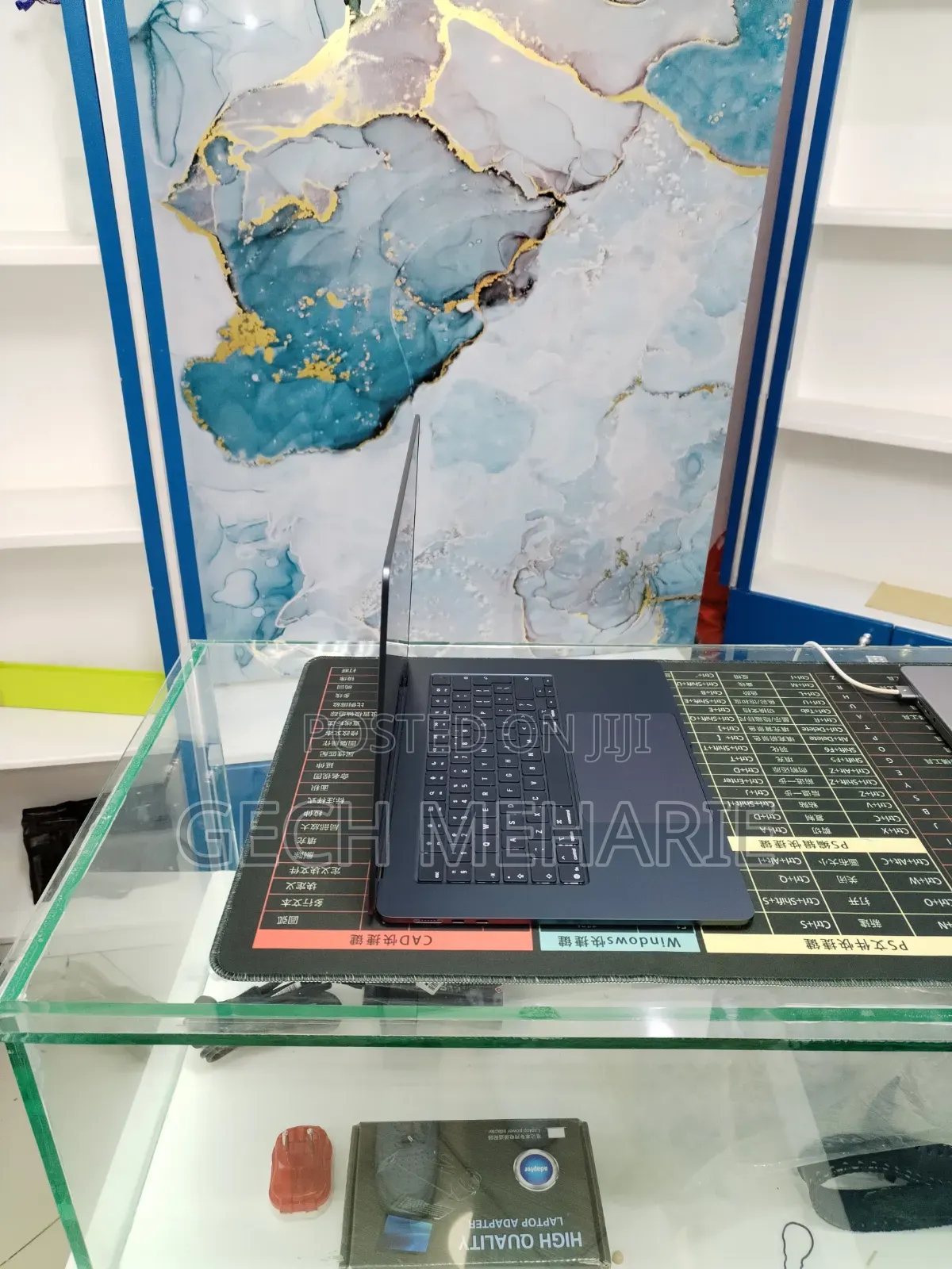New Laptop Apple MacBook Air 2025 M4 16GB Apple M4 SSD 256GB