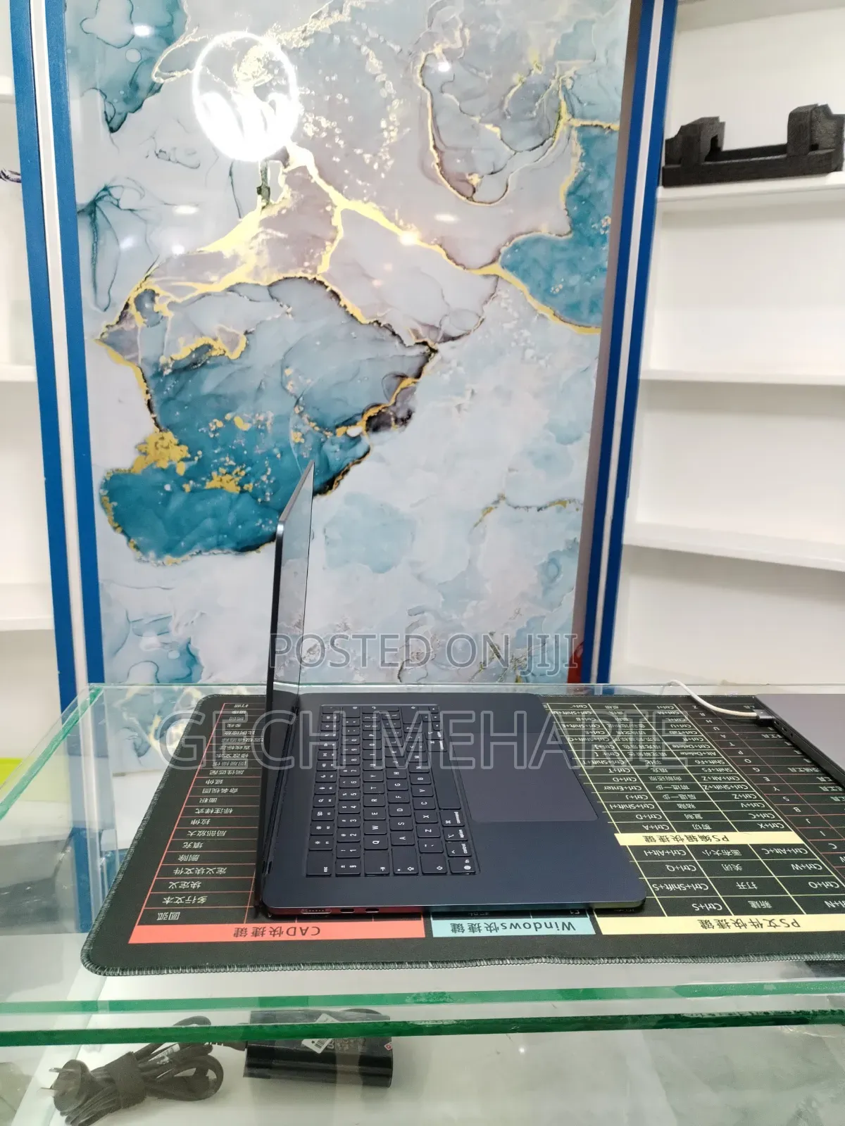 New Laptop Apple MacBook Air 2025 M4 16GB Apple M4 SSD 256GB