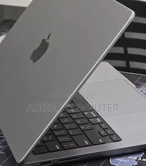 New Laptop Apple MacBook Pro 2023 M3 Pro 8GB Intel Core M3 SSD 512GB